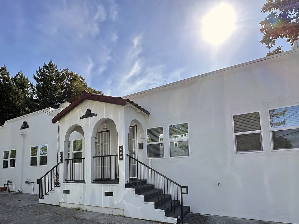 802 Richardson St #802