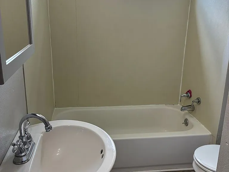 3806 Harvard St — Photo 17
