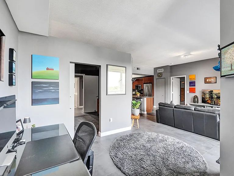 2301 Wilton Dr #R309 — Photo 21