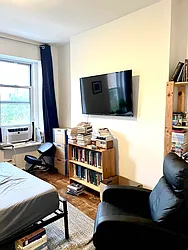 Rented by Haute Residences 