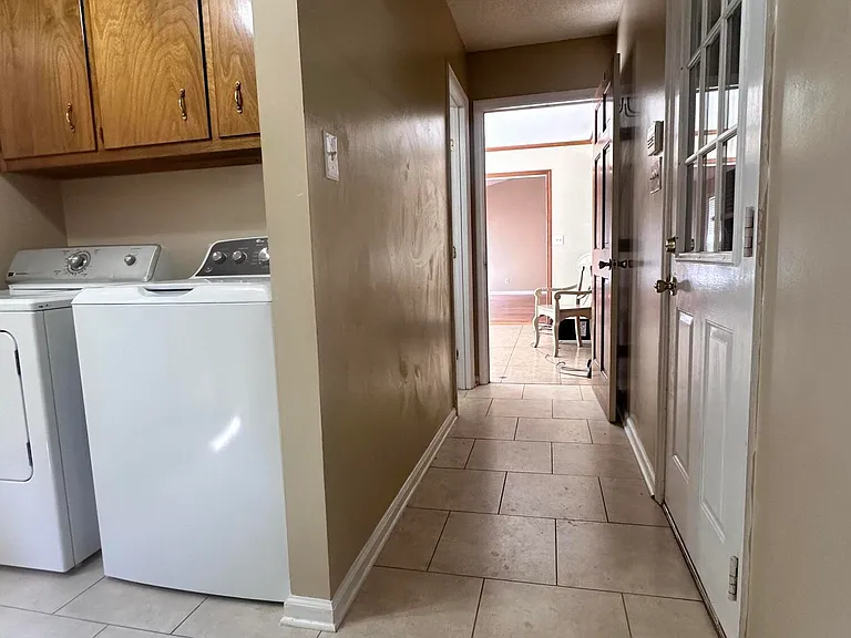 4497 Amanda Ln — Photo 21