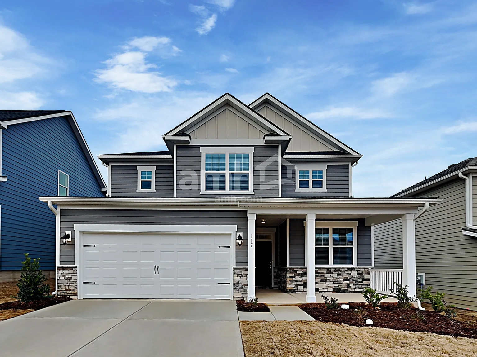 5 bed, 3.0 bath, 2513 sqft, $2,725 — Photo 1