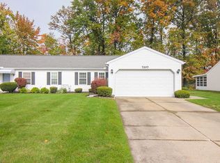 7207 Bellflower Rd UNIT R, Mentor, OH 44060