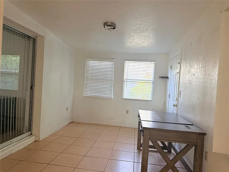 1025 Brynlor Ln — Photo 21