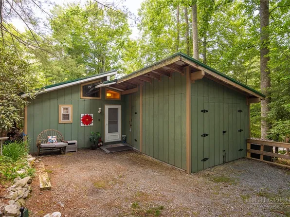 458 Windridge Road, Newland, NC 28657