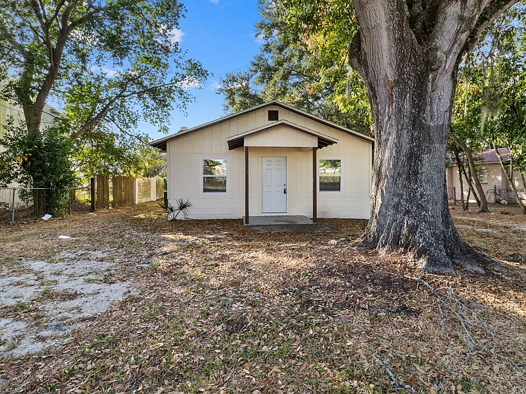 1016 Edith Ave — Photo 1
