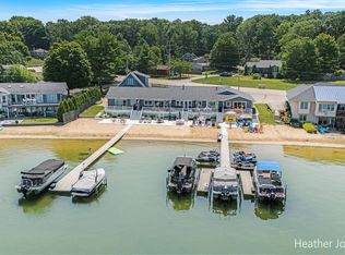 8629 Belding Rd NE, Rockford, MI 49341