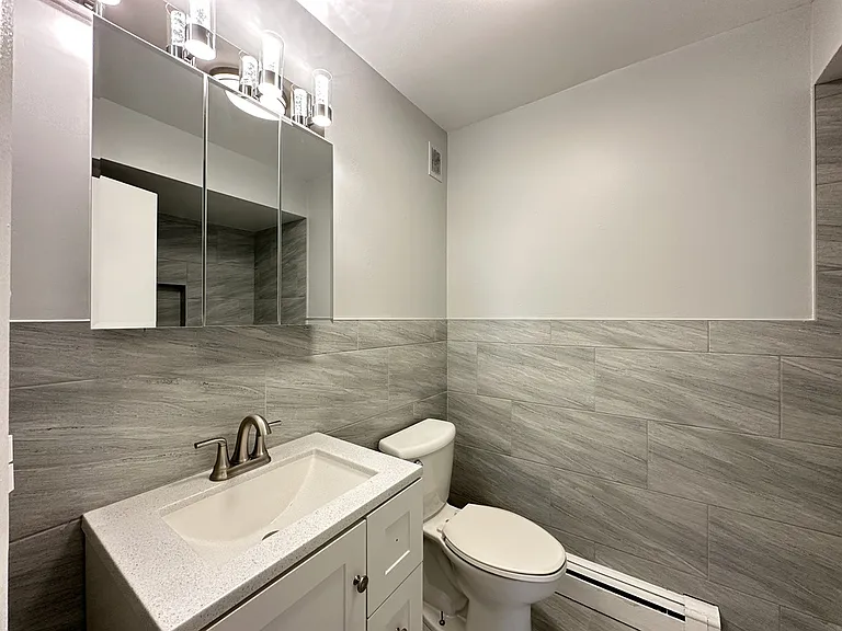 8644 Skokie Blvd #504 — Photo 19