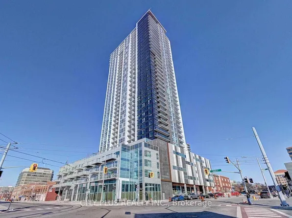 60 Frederick St #1009, Kitchener, ON N2H 0C7