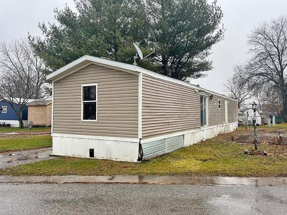 220 A Ave Kalona IA Zillow