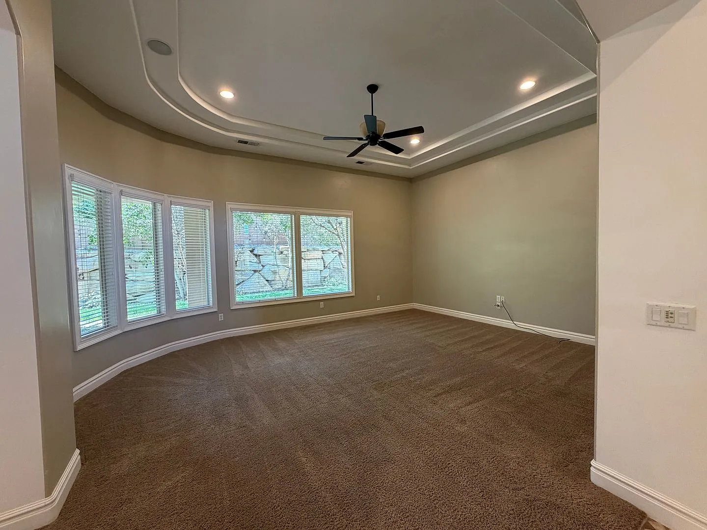 Spacious Home For Rent! — Photo 4