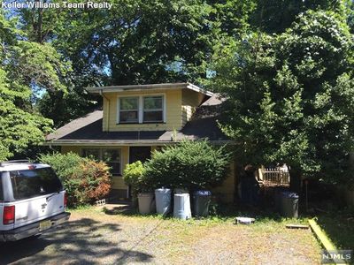 32 Shore Rd, Wayne, NJ, 07470