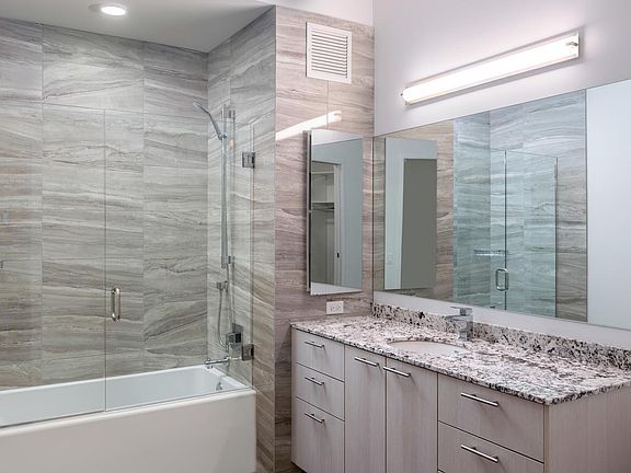 5th image of 3479 N Broadway St #402
