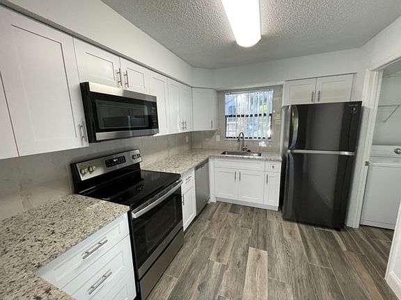 3rd image of 2190 Arbour Walk Cir APT 2216