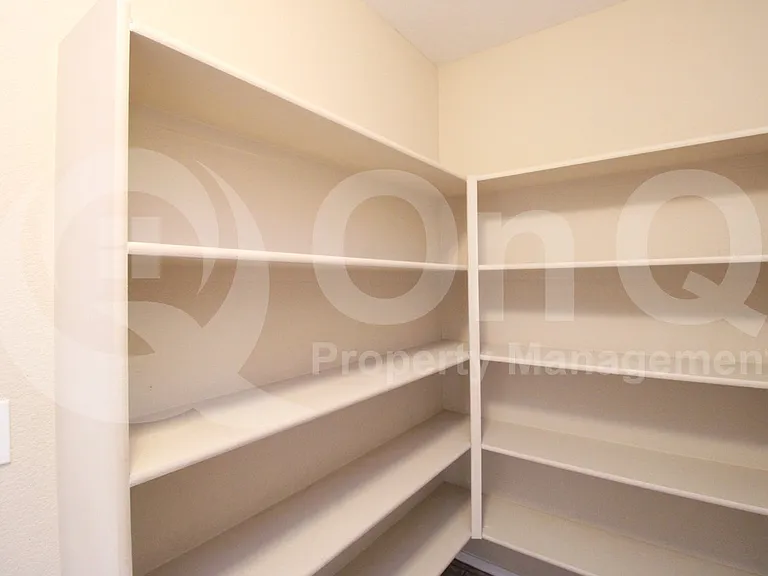 699 E Springfield Pl — Photo 24