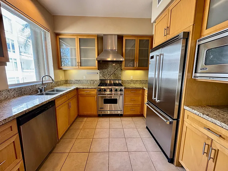 4050 Glencoe Ave #221 — Photo 5