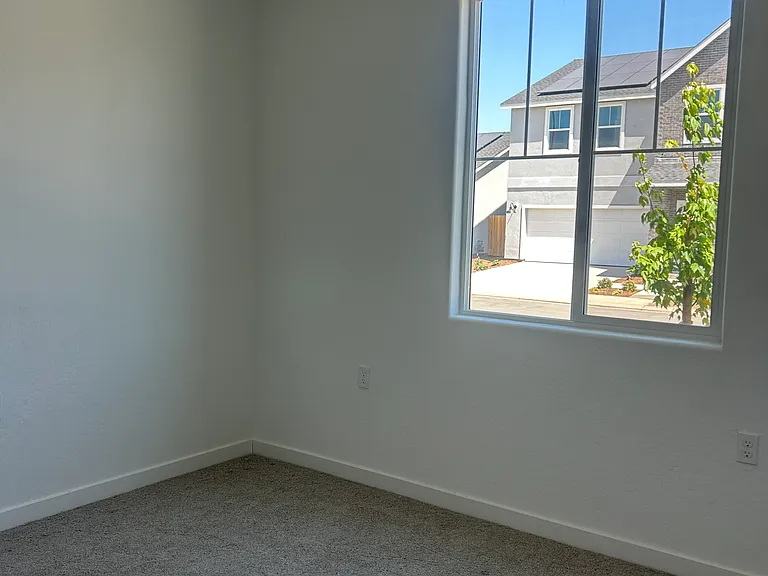 7189 E Amherst Ave — Photo 5