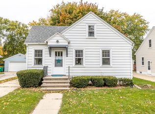 1130 13th Ave, Green Bay, WI 54304