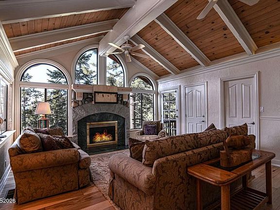 3rd image of 218 Canyon Cir