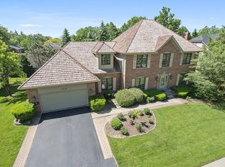 1415 Walters Ave, Northbrook, IL 60062