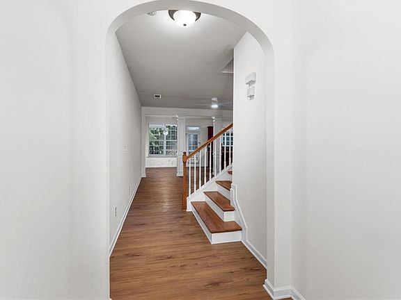 4th image of 2610 Pierce Brennen Ct