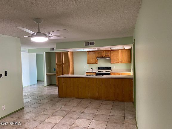 4th image of 9431 N 37th Avenue