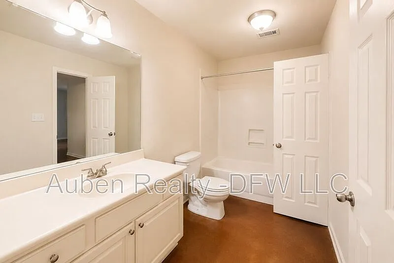 2 bed, 2.0 bath, 1130 sqft, $1,350 — Photo 4