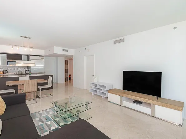 55 SE 6th St APT 1507, Miami, FL 33131