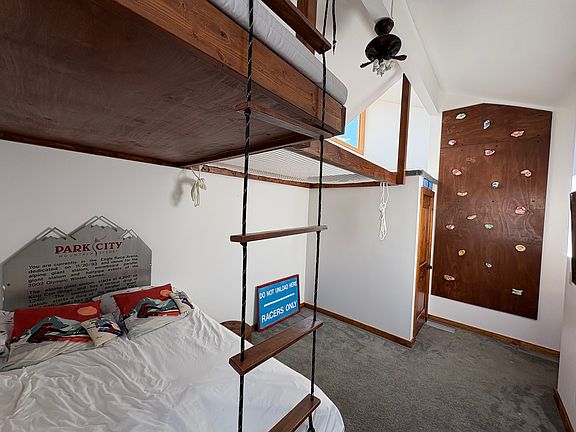 5th image of 1521 Three Kings Dr #47