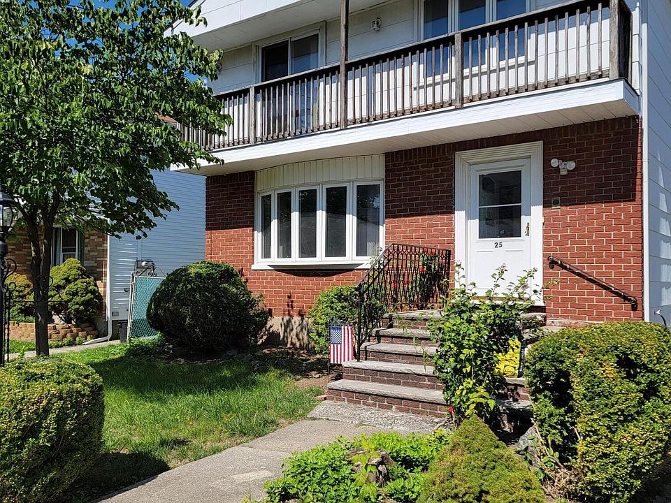 2nd image of 25 Dewhurst St
