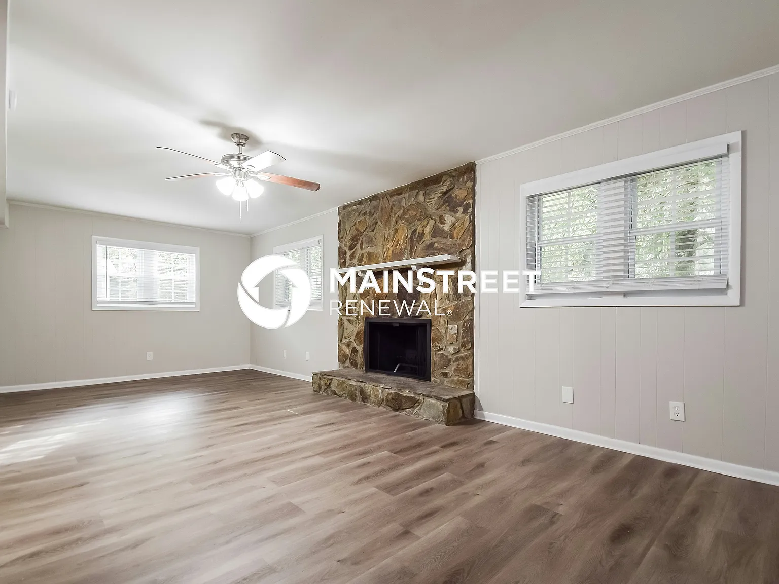 2953 Cohassett Ln. — Photo 2