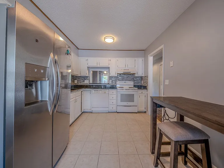 907 Shelby Dr #C — Photo 9