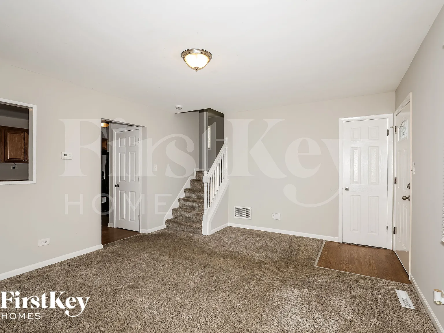 2 bed, 1.0 bath, 1200 sqft, $2,335 — Photo 2