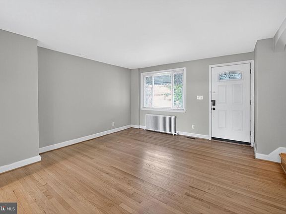 5th image of 1017 Wicklow Rd