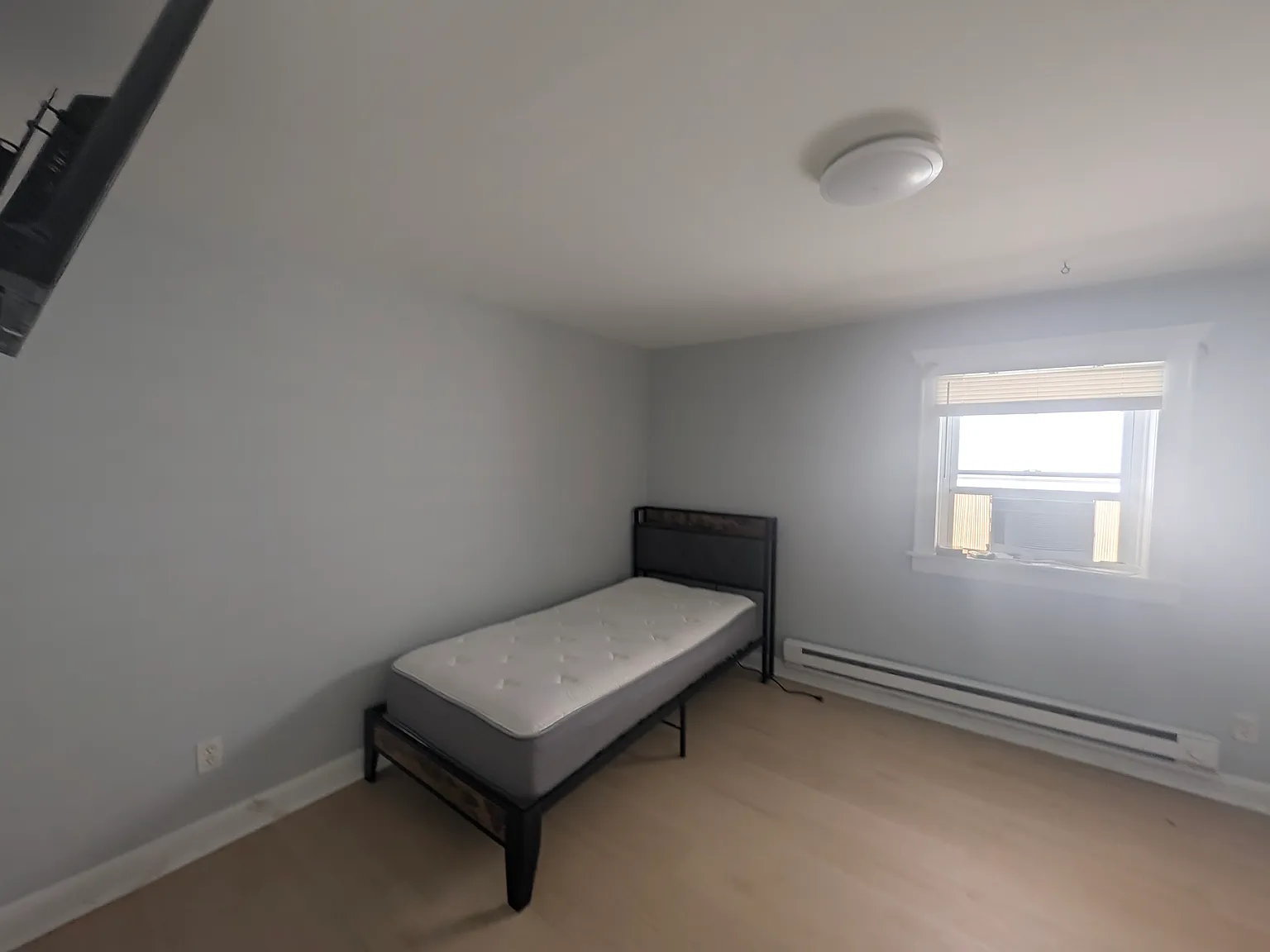 2 bed, 1395 sqft, $3,195 — Photo 3