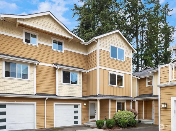 23432 55th Avenue W #B, Mountlake Terrace, WA 98043