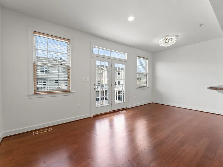 10579 Old Ellicott Cir — Photo 29