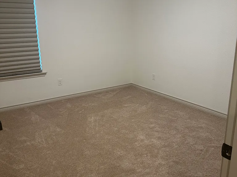 2712 Shirley Dr — Photo 8