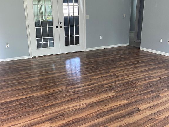 4th image of 658 Caribou Ct