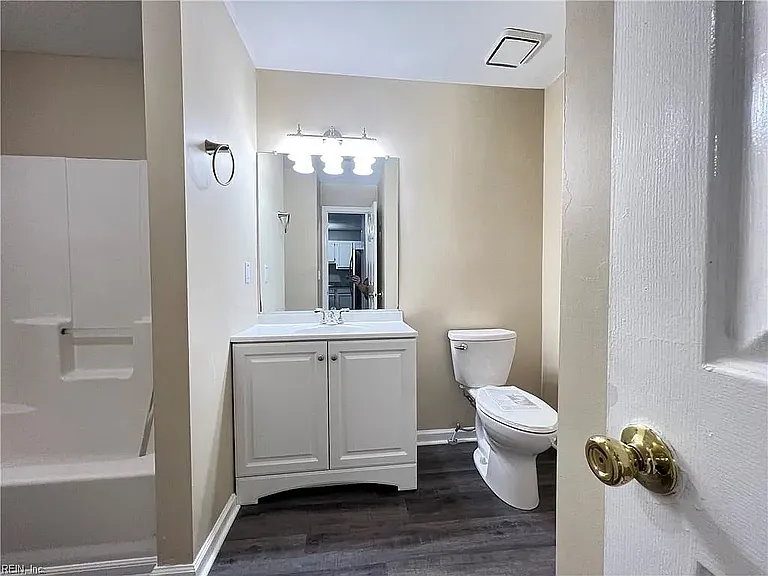 3327 Clover Meadows Dr — Photo 2