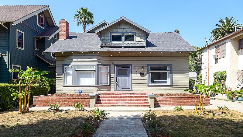 1st image of 2191 W 25th St