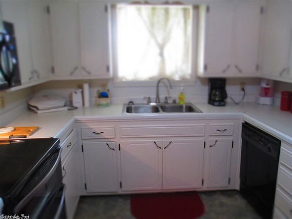 2nd image of 706 Ethel Dr