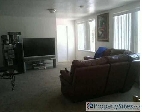 2nd image of 145 Linaza Ln