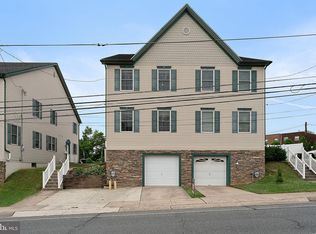 8809 Ashton Rd, Philadelphia, PA 19136