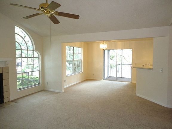 5th image of 955 Northern Dancer 205 Way