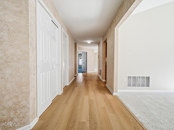 5th image of 9 Sandhurst Road