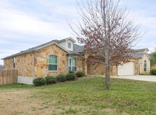 300 Magan Ln, Jarrell, TX 76537