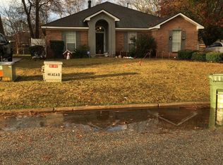 5812 Portsmouth Dr, Montgomery, AL 36116