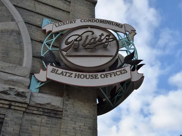 270 East Highland AVENUE #241, Milwaukee, WI 53202