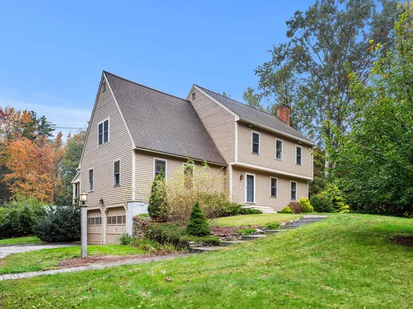 37 Strawberry Hill Road, Bedford, NH 03110